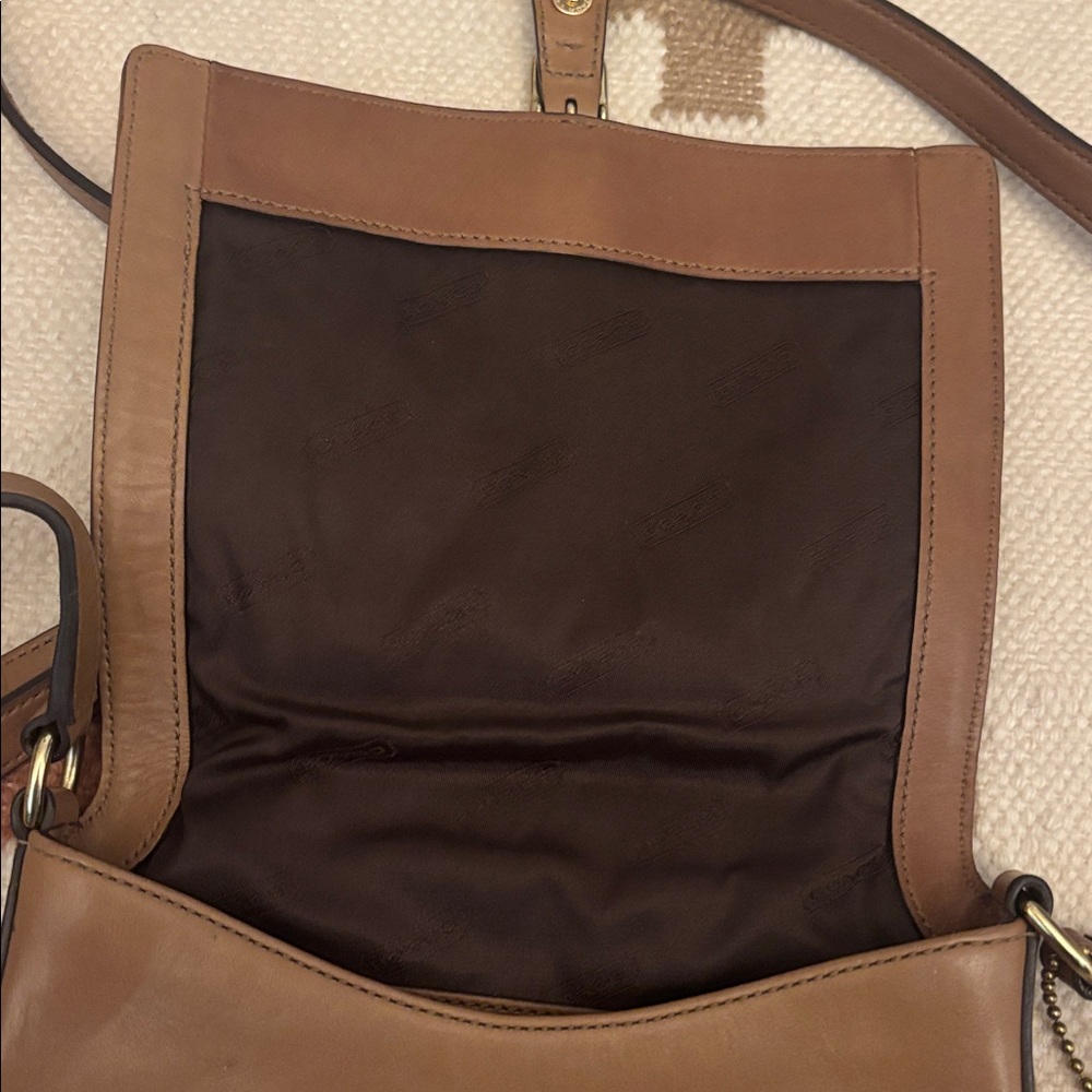 Coach Crossbody Tan Brown Leather E23-9592 Y2K bag - Picture 5 of 12